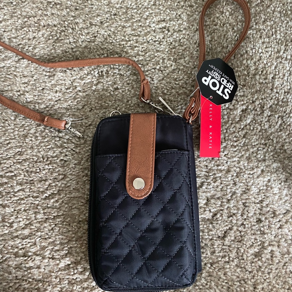 Phone purse